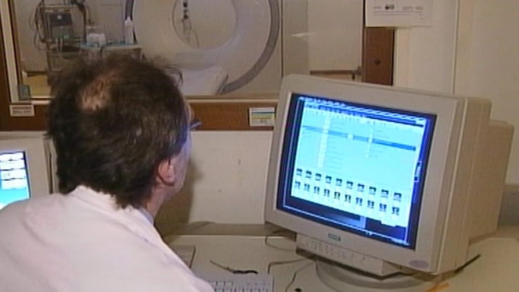 Ore in RSA. Per i pazienti? No, per le scartoffie