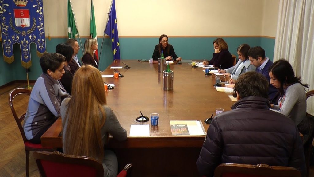 Pollicino ha trovato la chiave. D'oro