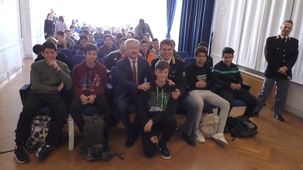 Questura, tre eventi in uno: Storia, scuola e santi