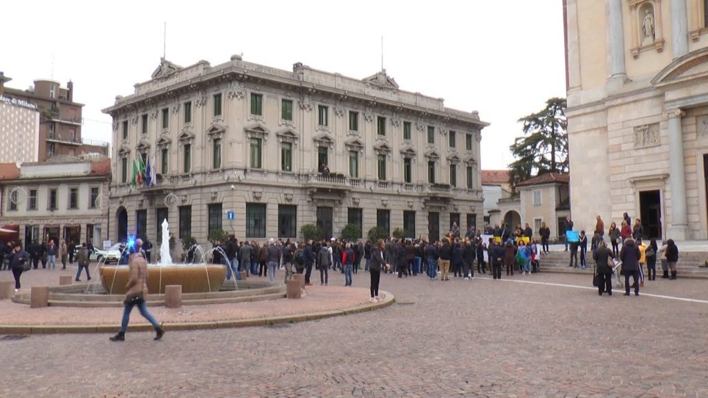 Sinti, cosa pensa la gente?