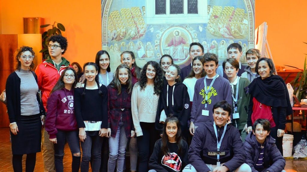 I ragazzi mettono in mostra il Vangelo