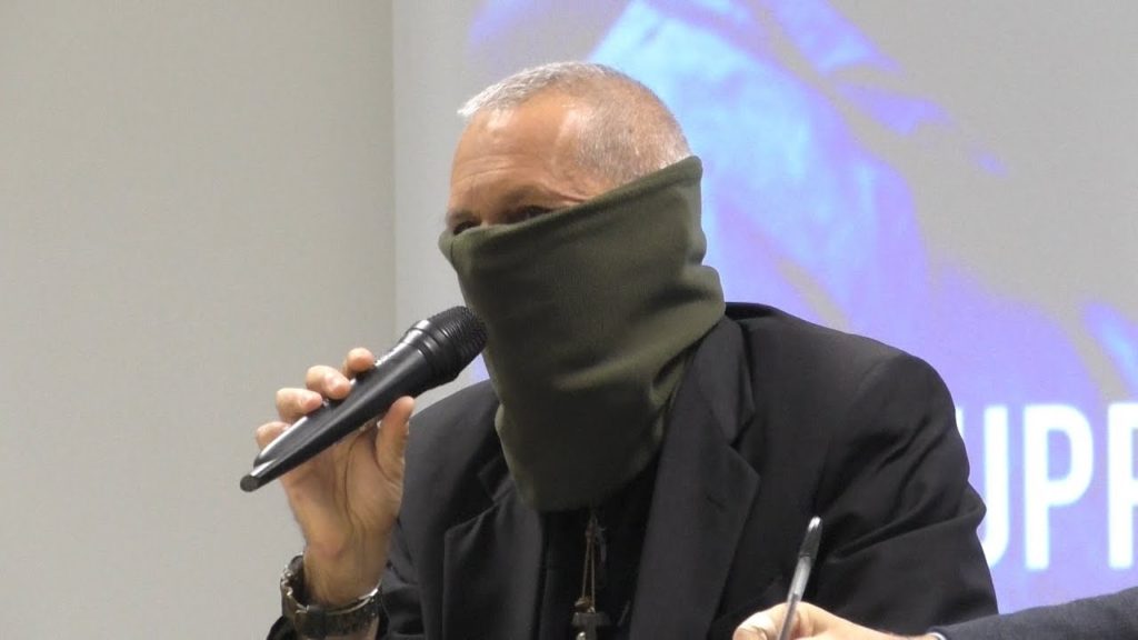 "Io, combattente straccione, odio la prepotenza"