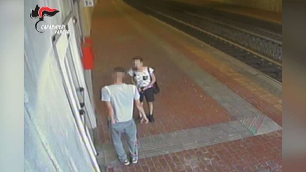 Violenza in stazione, la vittima ha 16 anni