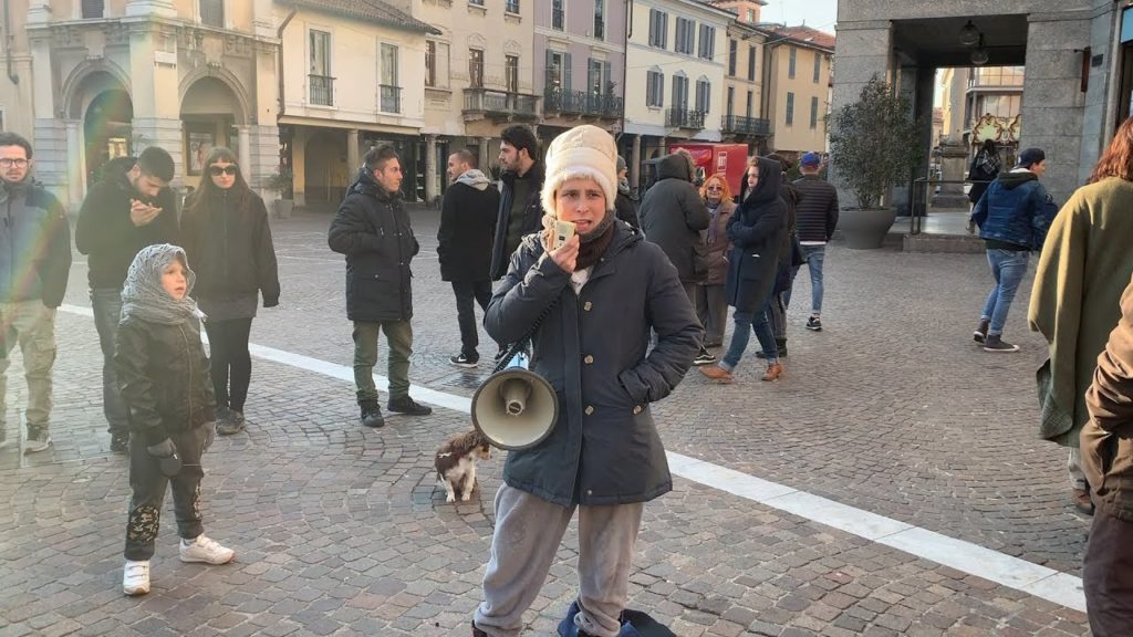 Sinti, protesta... per pochi