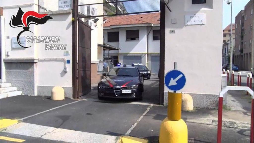 Precedenza alle botte, un giorno di ordinaria follia