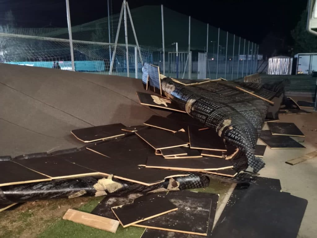 Vento tremendo, danni e fiamme