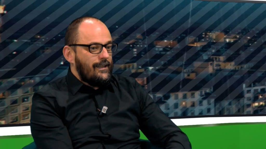 Cortisonici prende in giro la città degli zombi