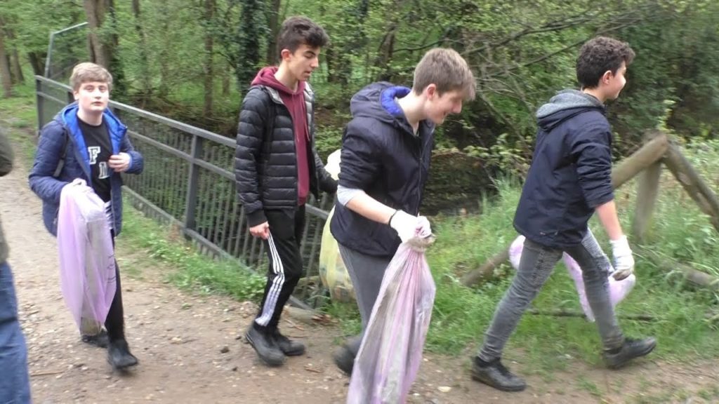 Ragazzi ecologici passano al setaccio Solbiate