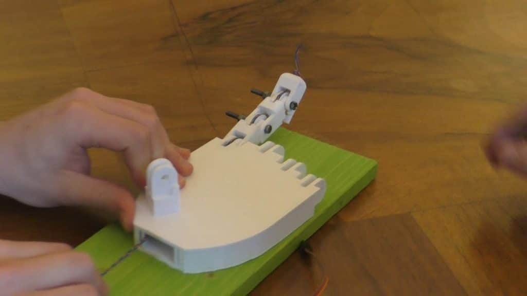 I ragazzi del Facchinetti sanno dare una mano (robotica)