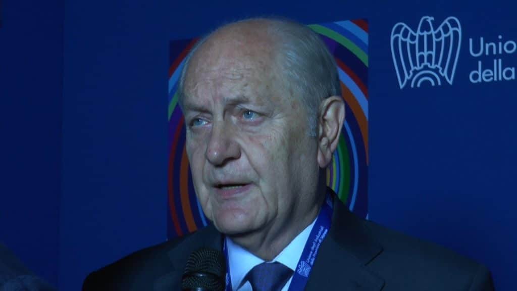 "Forza Italia al capolinea, serve un nuovo partito"