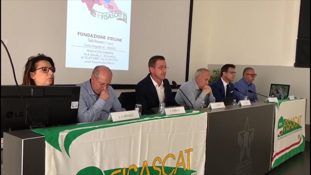 Commercio, si salvi chi può. E chi sa