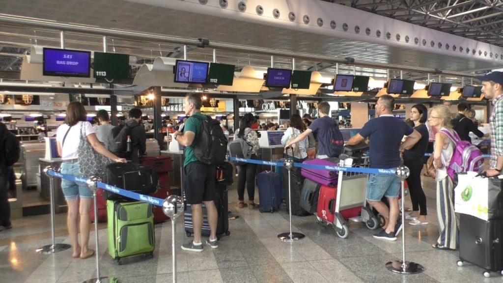 Operazione Bridge, soddisfatti e delusi a confronto