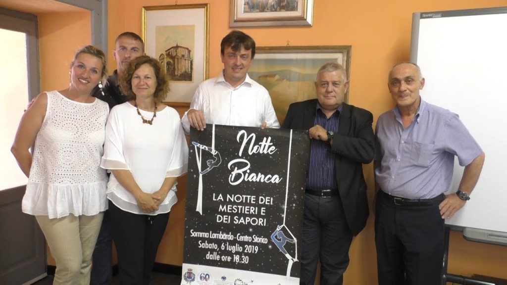 Notte bianca con il naso all’insù