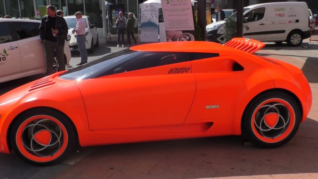 Auto elettrica: un'opportunità, non un dogma