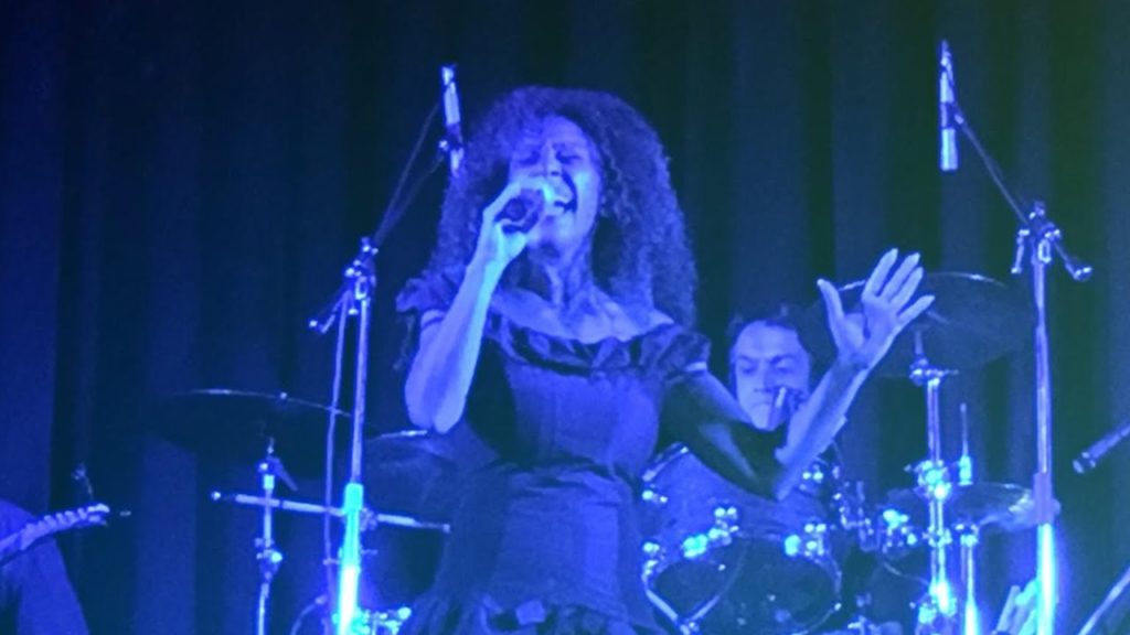 Celebrando Mia nel cuore di Carnago