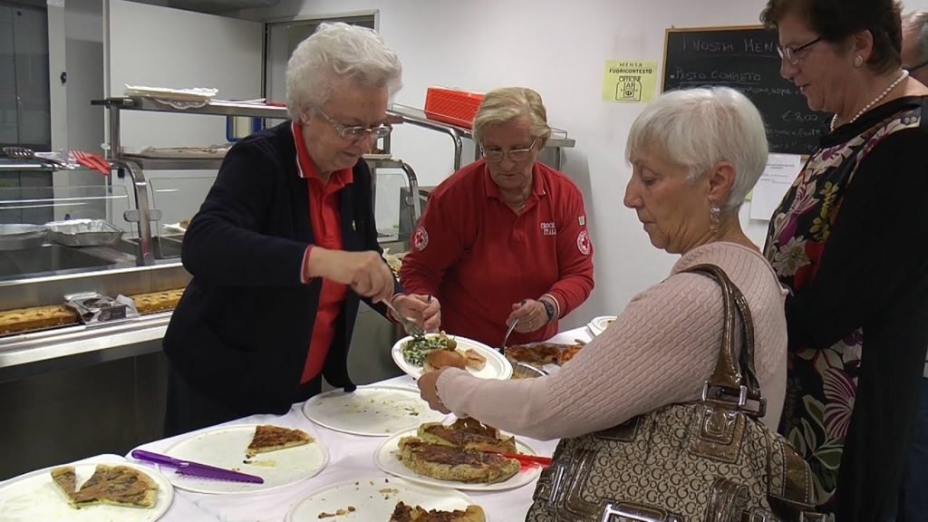150 posti a tavola, Croce Rossa fa il pieno!