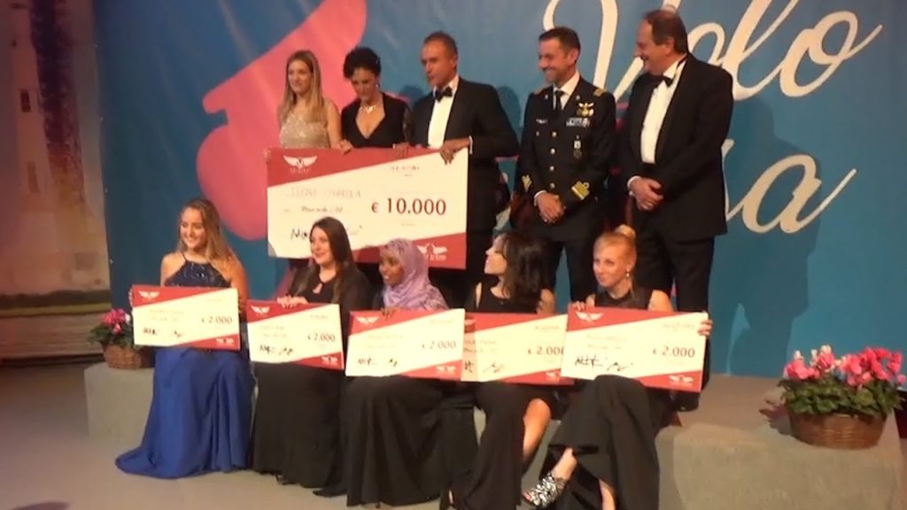 A Volandia decolla una pattuglia rosa