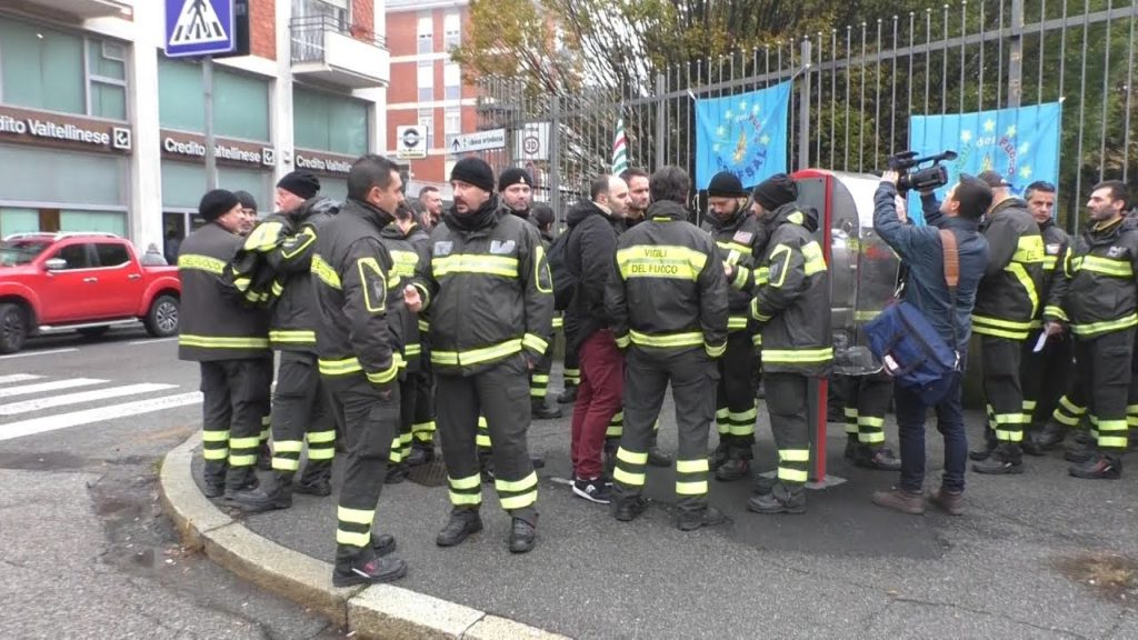 Vigili del Fuoco: “Siamo ridotti all’osso”