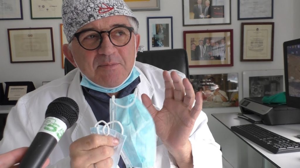 Coronavirus, Azzalin: "Ti conosco, mascherina"