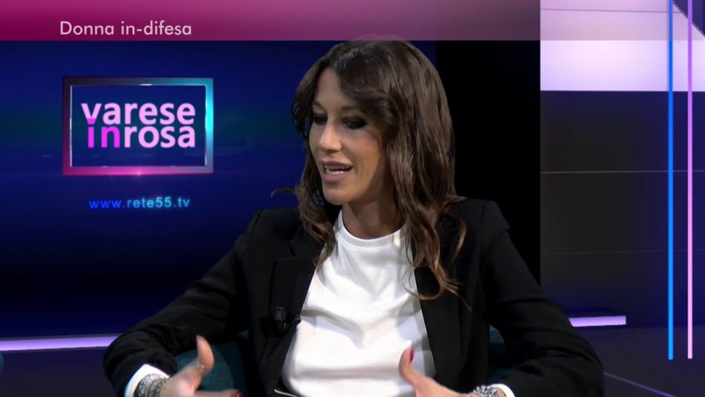 Donna in-difesa #243