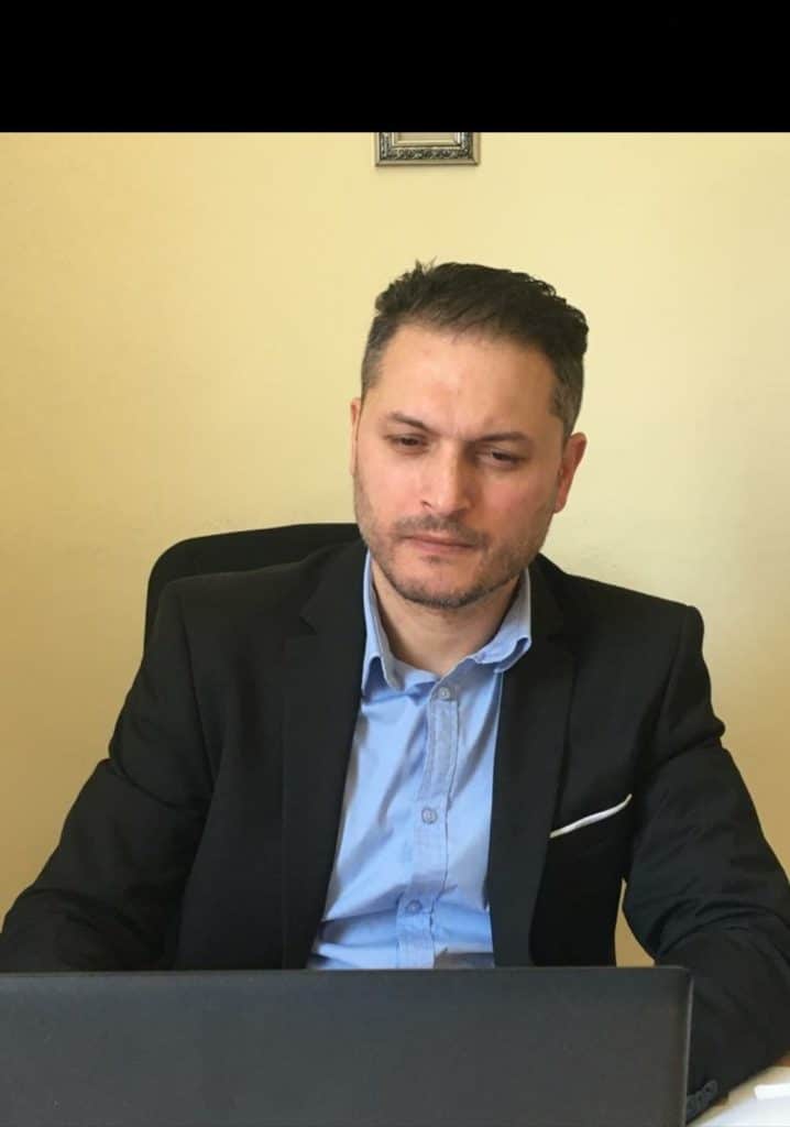 "Saltano gli schemi. Non fate saltare anche noi"