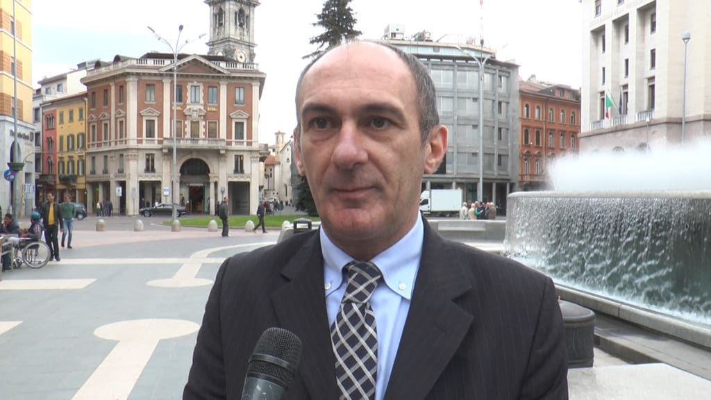 Morti di virus, Gesuito: "Lasciateci dire addio"