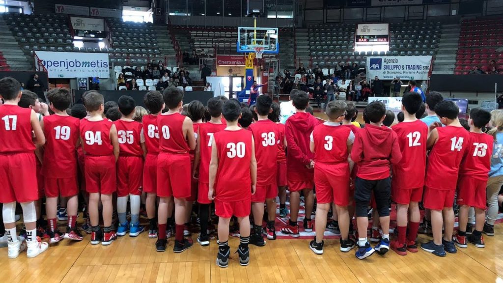 Il mini basket è da giganti con l'Academy