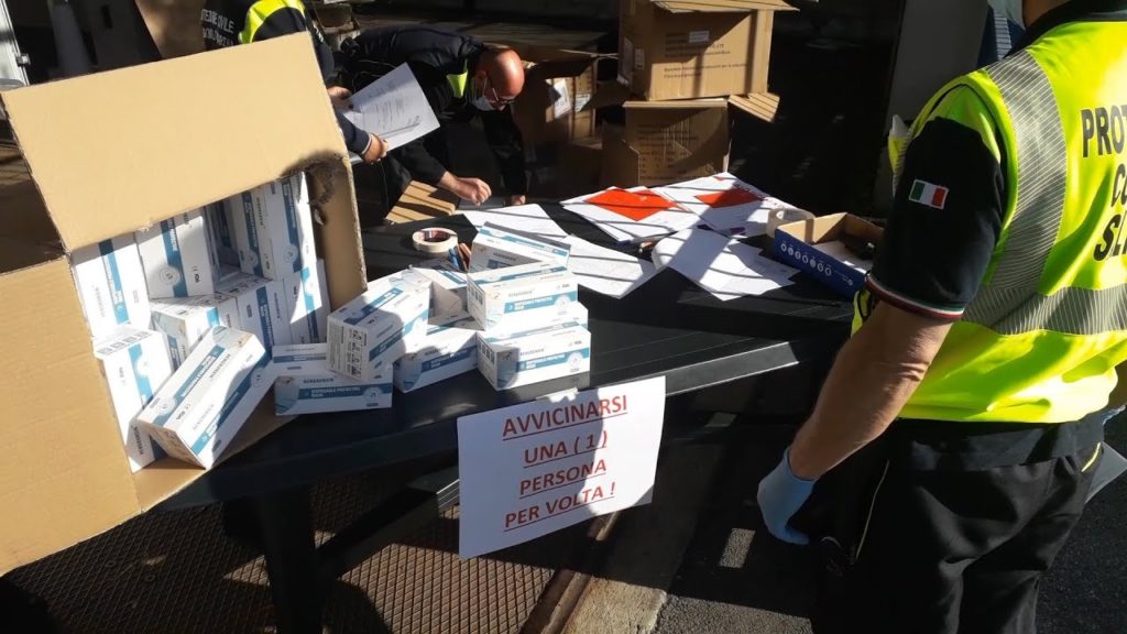 Lombardia, altre 260 mila mascherine per il varesotto