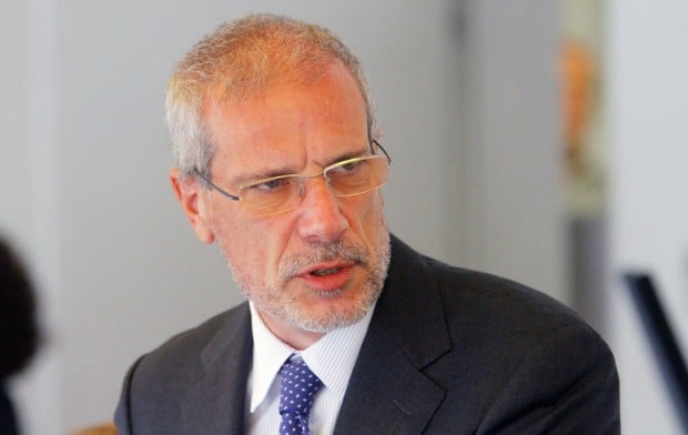 "Senza tamponi rischiano solo le imprese"