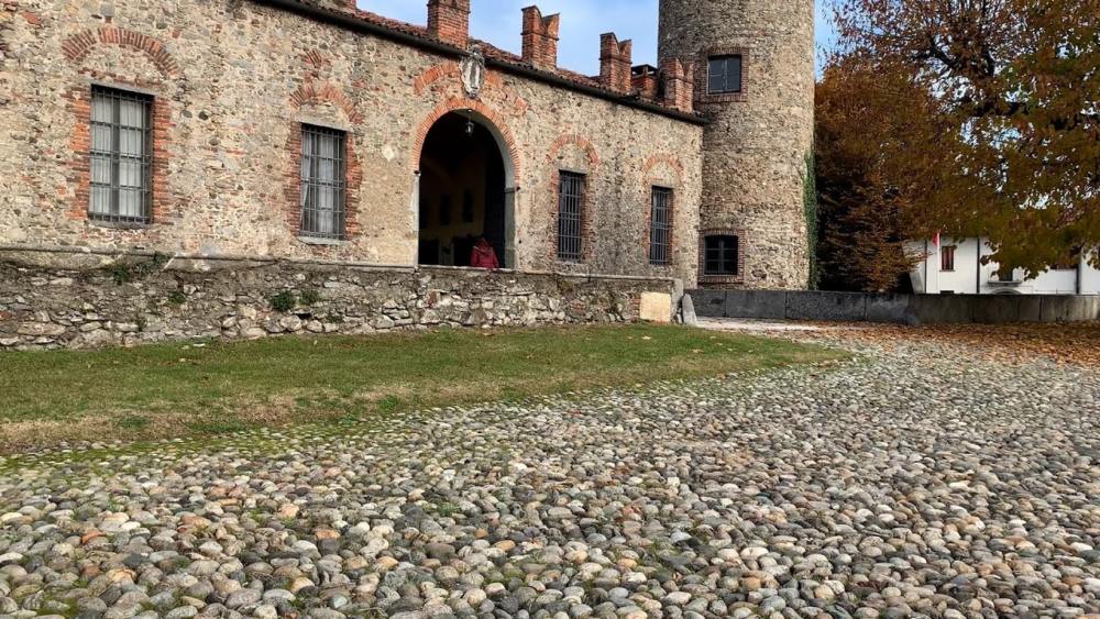 Il castello di Somma, arte e storia