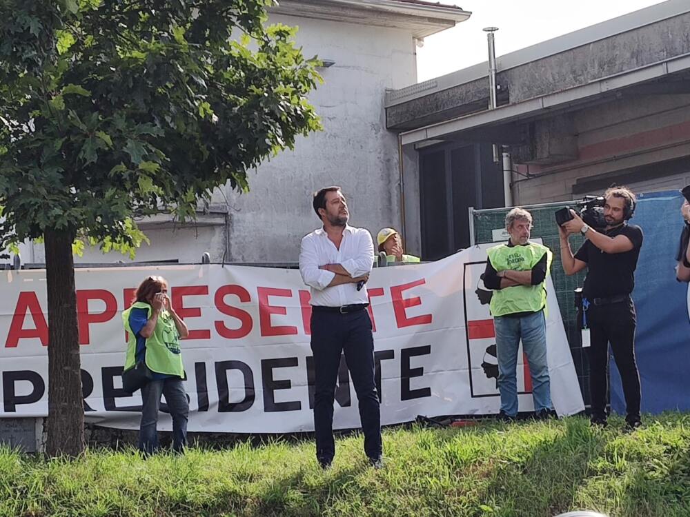 Omaggio Ai Grandi Scomparsi: Il Momento Della Commozione A Sanremo