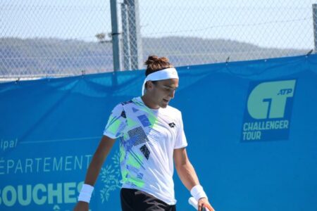 Tennis: Bellucci avanti nel Challenger di Pau