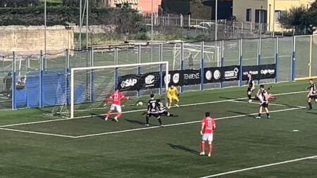 Calcio: Varese cinico e compatto, Albenga espugnata 1-3
