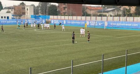 Calcio: Crollo Varesina: vince la Folgore Caratese 2-0