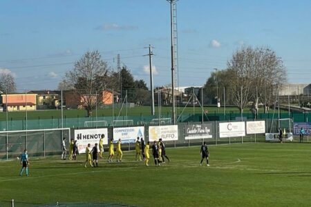 Calcio: Legnano: 1800€ di multa per uno sputo all’arbitro