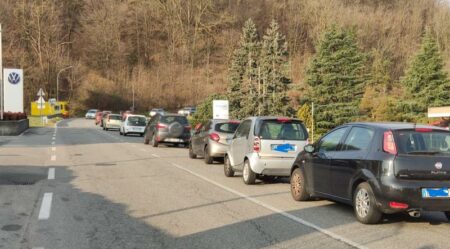 Varese: Viale Borri in tilt, in coda dal Ponte di Vedano