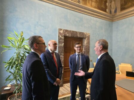 Milano: Tre riforme in una, Calderoli in Regione