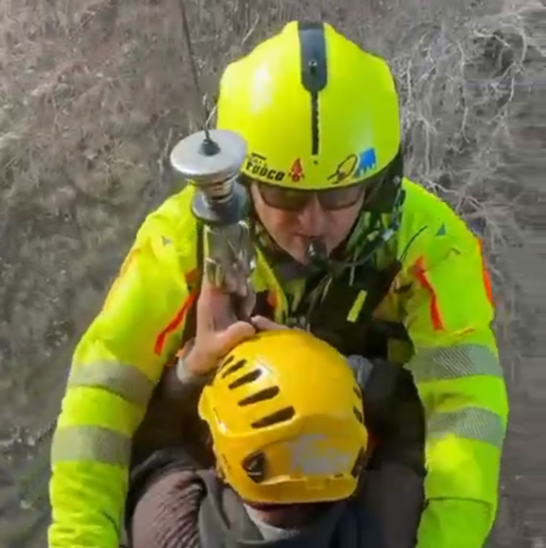 como-escursionista-smarrito-salvato-dall-elicottero-rete55