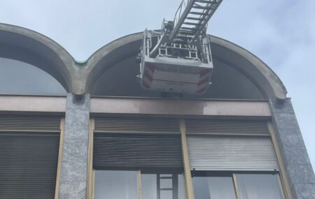 Busto: Vetrata a rischio, intervento in Tribunale