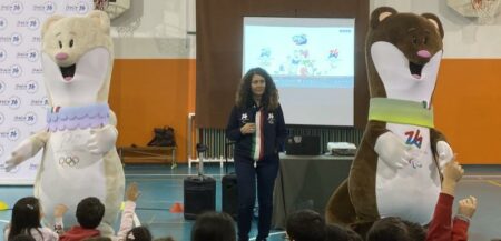 Varese: Olimpiadi, l'abbraccio della città alla Mascotte