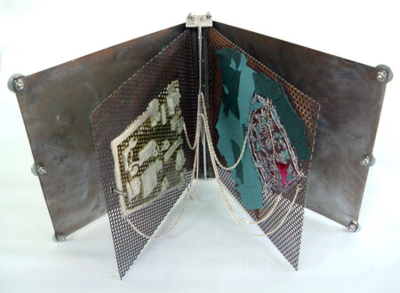 Busto: Al tessile tra libri e opere in fiber art