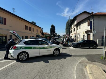 Gallarate: Incidente via Giussano tra auto e moto