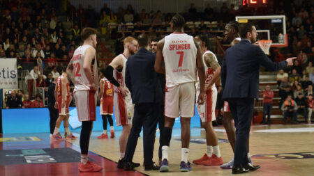 Basket: Varese a Reggio Emilia per i playoff