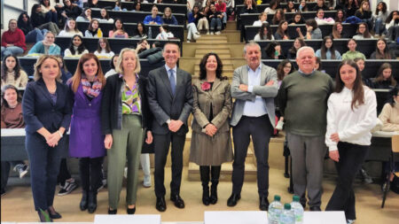 Busto: Liceo Tosi, “Donne, studiate scienza e tecnologia”