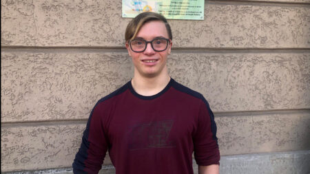 Busto: Riccardo Maino alla Manzoni, accoglienza da star