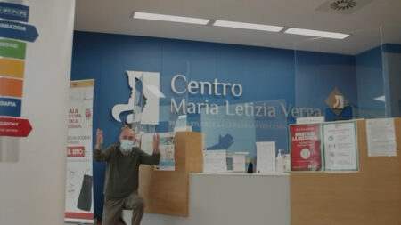 Busto: Uova in piazza per curare un bambino in più