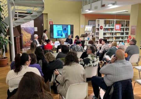 Busto: Visibile/invisibile, una lettura psicologica