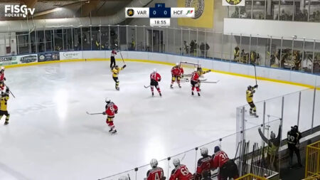 Hockey: Varese ribalta Feltre 5-1 e vola in semifinale