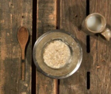 Busto: Oratorio San Luigi, pasto povero per i senzatetto