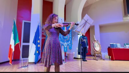 Gavirate: L'inno di Beatrice saluta la nuova città